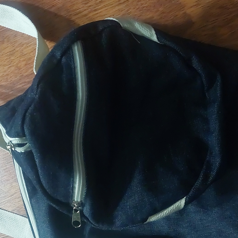 Duffel bag - Picture 4 of 5